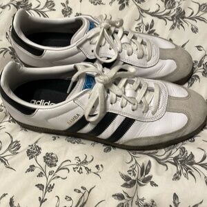 adidas samba sneaks